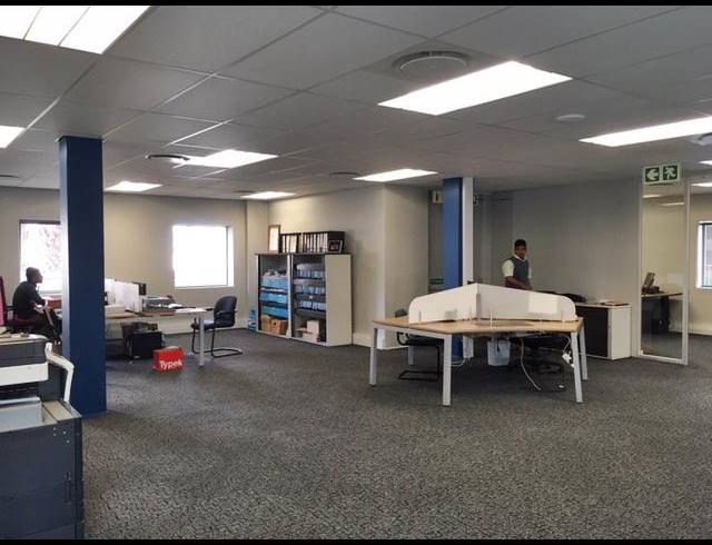 91M² OFFICE RENTED IN TOKAI